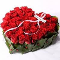 Сердце 31 красная роза с оформлением R511