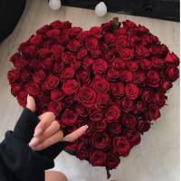 Сердце из 101 красной розы с оформлением R2509